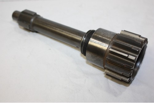 POSSIBLE PIGNON OU ARBRE DE BOITE DE VITESSE...CITROEN B12