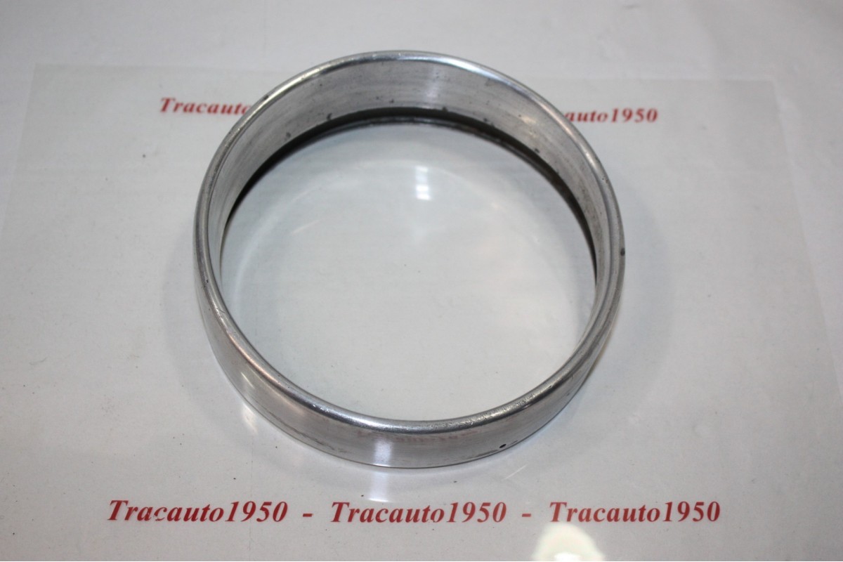 CERCLAGE DE PHARE FIAT ALU D/135mm...FIAT 500  ???