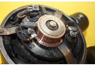 DYNAMO AVEC CONJONCTEUR DISJONTEUR FORD...FORD A 1927-1931