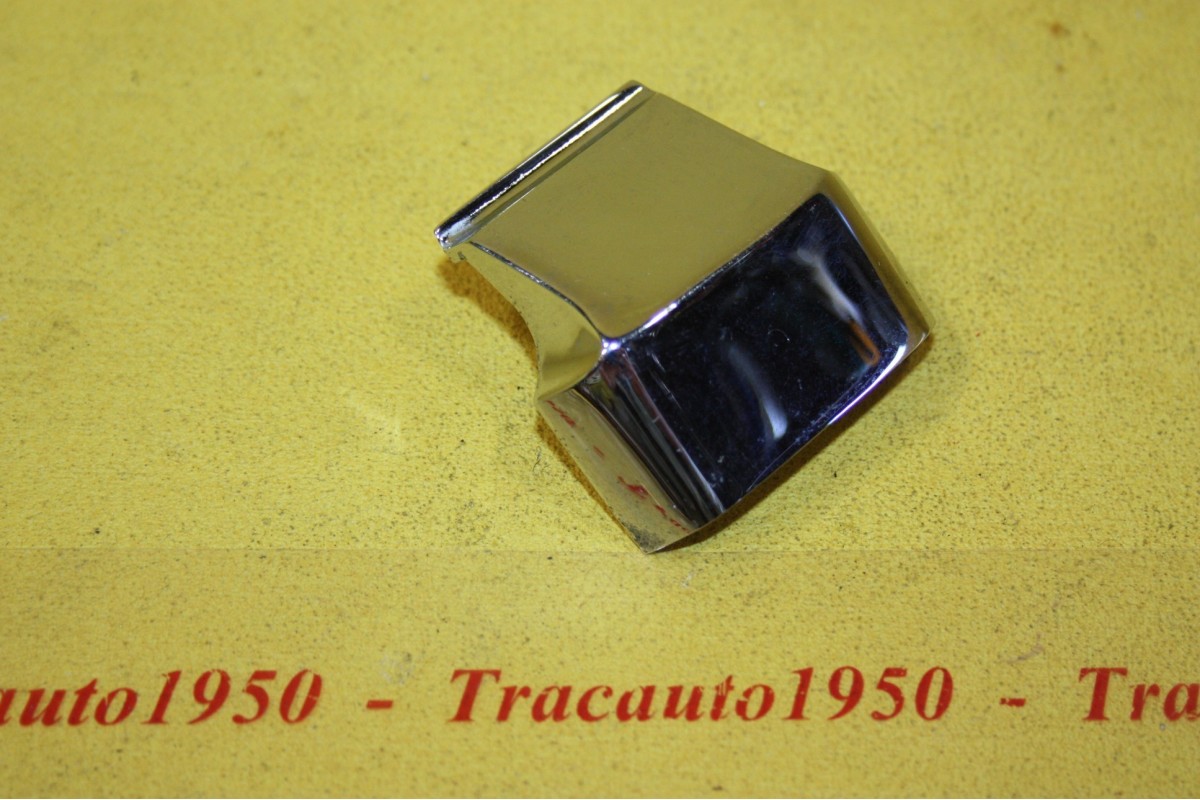 ELEMENT ENJOLIVEUR DE CARROSSERIE DAF 529210...DAF à définir