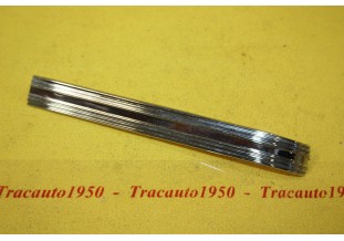 BAGUETTE ENJOLIVEUR DE TABLEAU DE BORD...AUTOS DIVERS voir descriptif