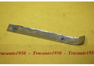 BAGUETTE ENJOLIVEUR DE TABLEAU DE BORD...AUTOS DIVERS voir descriptif
