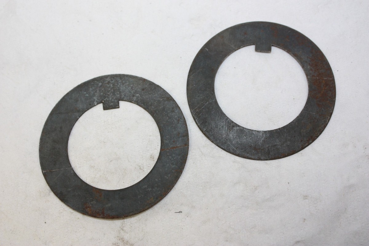 LOT DE 2 ARRETOIRS...CITROEN  C4 C5 ROSALIE TRACTION A DEFINIR