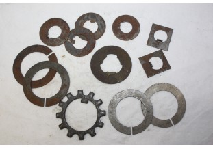 LOT DE DIVERS ARRETOIRS...CITROEN C4 C6 ROSALIE TRACTION