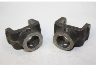 PAIRE DE FOURCHETTES OU BRAS DE CARDAN ERSA 3576...AUTOS DIVERS ANCIENNES / COLLECTIONS