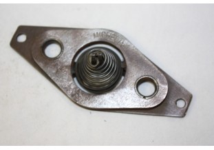 UN PIECE AVEC UN RESSORT CENTRAL MICHELIN...AUTOS DIVERS ANCIENNES / COLLECTIONS