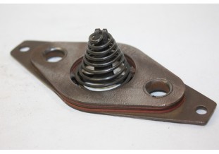 UN PIECE AVEC UN RESSORT CENTRAL MICHELIN...AUTOS DIVERS ANCIENNES / COLLECTIONS