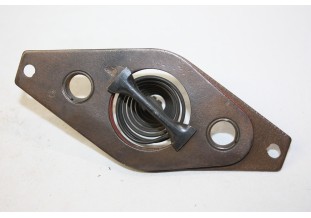 UN PIECE AVEC UN RESSORT CENTRAL MICHELIN...AUTOS DIVERS ANCIENNES / COLLECTIONS