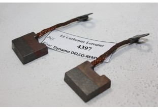 CHARBONS 4397 POUR DYNAMOS DELCO-REMY...AMERICAINES GENERAL MOTORS voir descriptif