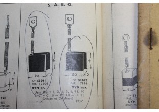 CHARBONS 17606/17616 POUR DYNAMOS DYNE-BAILLY...AUTOS AVANT GUERRE voir descriptif