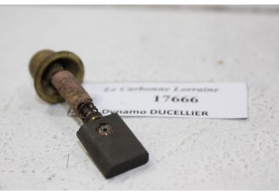 CHARBON 17666 POUR DYNAMOS DUCELLIER...AUTOS AVANT GUERRE voir descriptif