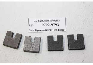 CHARBONS 9792/9793 POUR DYNAMOS DUCELLIER-FORD...FORD AVANT GUERRE voir descriptif