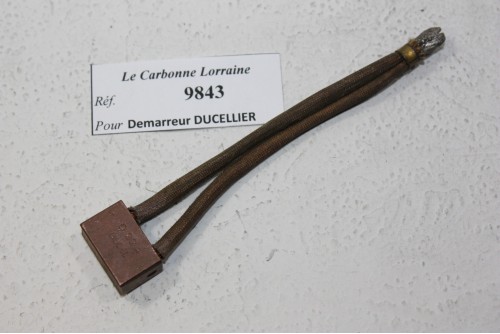 CHARBON 9843 POUR DEMARREURS DUCELLIER...ROCHET SCHNEIDER voir descriptif