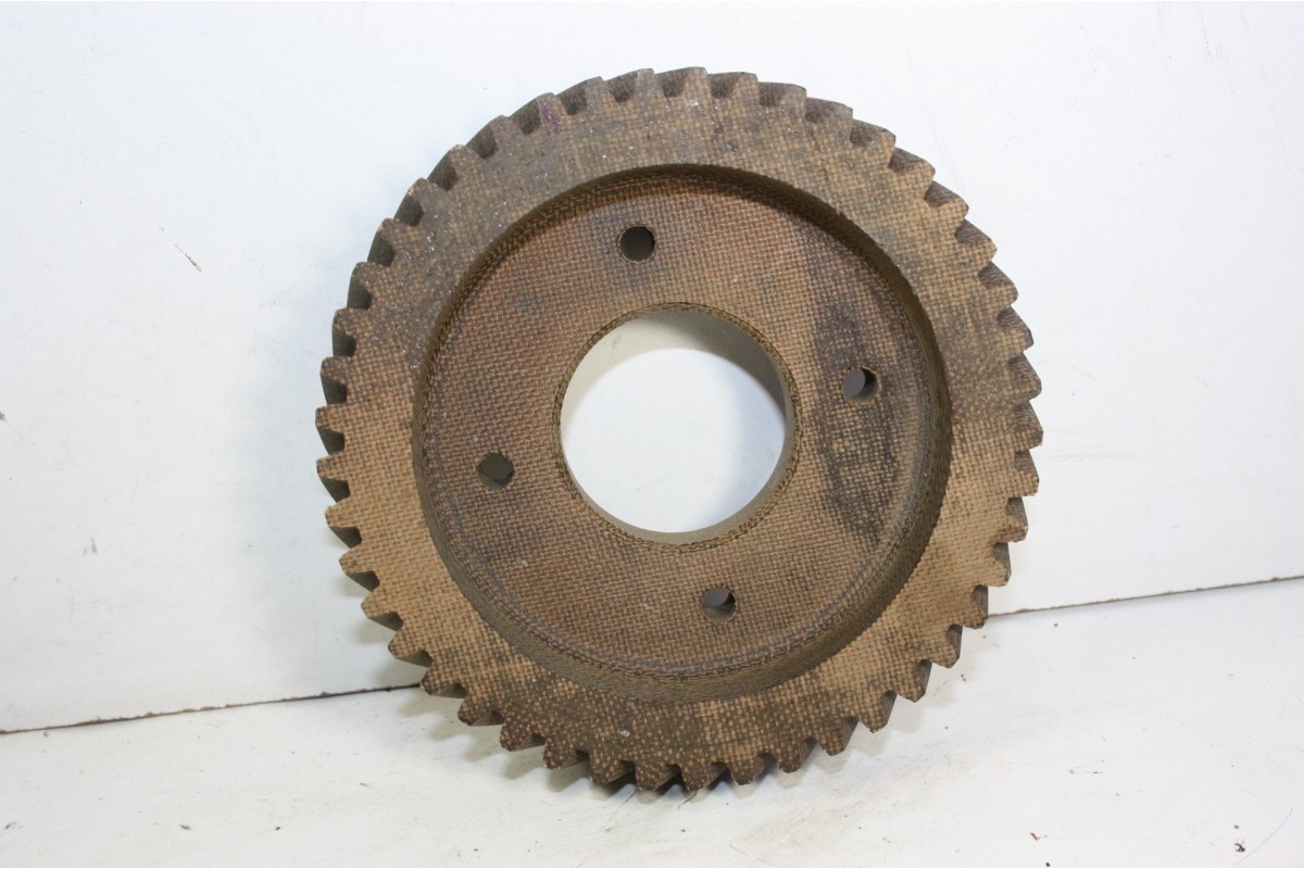 PIGNON DE DISTRIBUTION 45 Dents CHAMPION 177...LICORNE voir descriptif