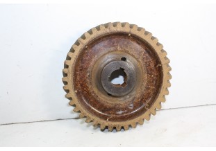 PIGNON DE DISTRIBUTION 40 Dents CHAMPION n°198...AMILCAR 7CV voir descriptif