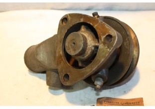 POMPE A EAU AXO n° 155 RE...FORD V8/68 voir descriptif