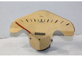 COMPTEUR DE VITESSE ET KM JAEGER 067829/02...DAUPHINE R1090/1091 1956/58 voir descriptif