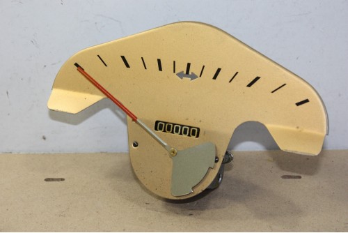 COMPTEUR DE VITESSE ET KM JAEGER 067829/02...DAUPHINE R1090/1091 avant 07/1958 voir descriptif
