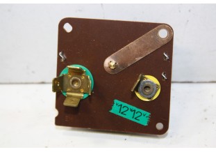 RECEPTEUR D'ESSENCE DE COMPTEUR JAEGER 87870...PEUGEOT 204 1er MODELES voir descriptif