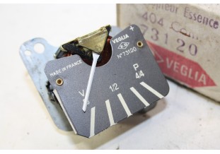 RECEPTEUR D'ESSENCE DE COMPTEUR VEGLIA 73120...PEUGEOT 404 BREAK voir descriptif