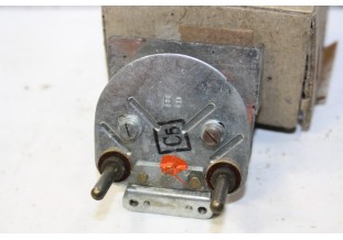 RECEPTEUR D'ESSENCE DE COMPTEUR 12V VEGLIA 23450...CITROEN DS19 voir descriptif