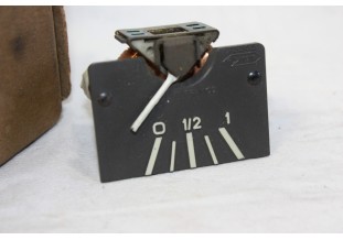 RECEPTEUR D'ESSENCE 12V VEGLIA 73365...RENAULT R6 voir decriptif