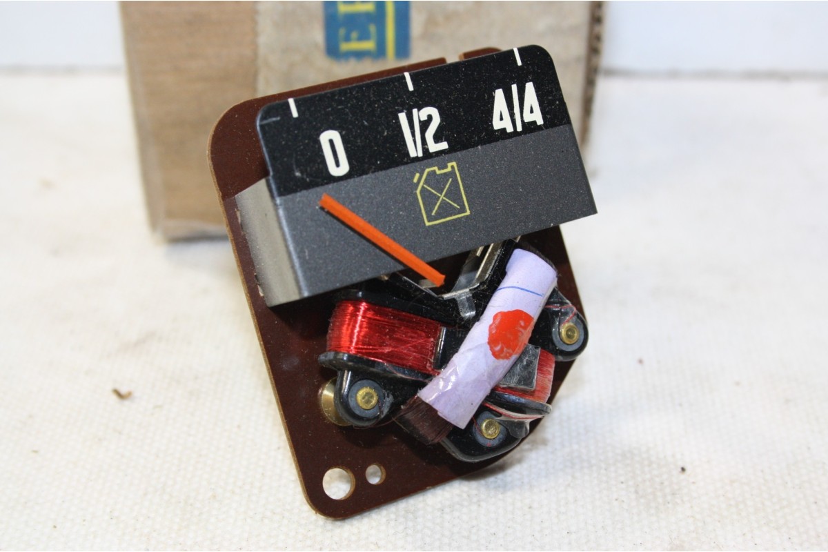 RECEPTEUR D'ESSENCE DE COMPTEUR 24V  JAEGER...CAMIONS BERLIET SAVIEM voir descriptif