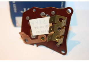 VOLTMETRE DE COMPTEUR JAEGER 316989/03...RENAULT R4 1979/82 voir descriptif