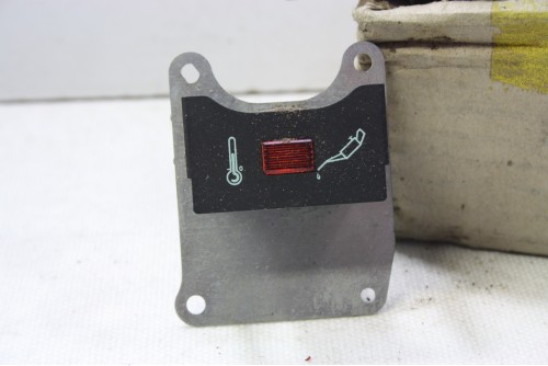 TEMOIN SIMPLE HUILE/EAU DE COMPTEUR JAEGER 087976/02...RENAULT R16 voir descriptif