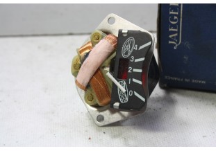 RECEPTEUR DE PRESSION D'AIR DES PNEUS 24V JAEGER 111170...BERLIET SAVIEM voir descriptif