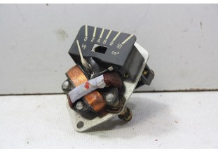 RECEPTEUR DE PRESSION D'HUILE 24V JAEGER  075685...BERLIET SAVIEM voir descriptif