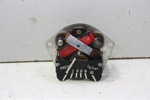 RECEPTEUR DE PRESSION D'HUILE 24V JAEGER 116701...PEUGEOT SAVIEM voir descriptif