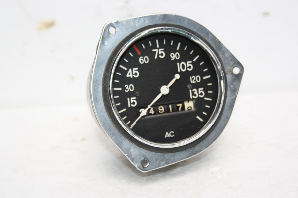 COMPTEUR DE VITESSE/KM AC...CAMIONS TRACTEURS voir descriptif