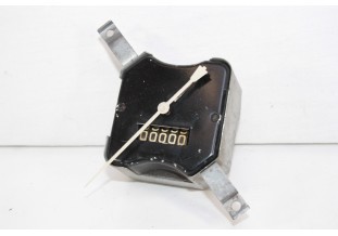 COMPTEUR DE TABLEAU DE BORD HEXAGONAL JAEGER 106km/h...RENAULT UTILITAIRES GALION voir descriptif