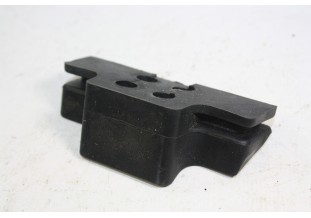 SUPPORT DE MAINTIEN DU FAISCEAU D'ALLUMAGE...SAAB 900 II 2.3 SE voir descriptif