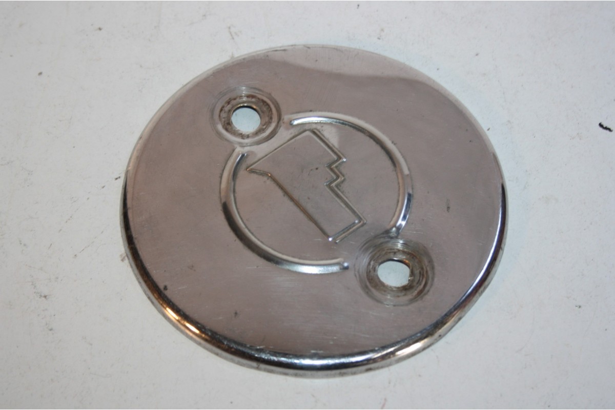 PLAQUE "F" pour CACHE ROUE DE SECOURS...AUTOS ANCIENNES COLLECTIONS voir descriptif