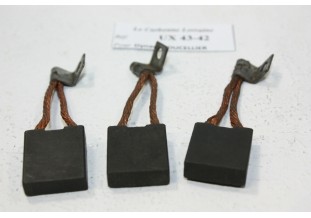 CHARBONS UX 43-42 POUR DYNAMOS DUCELLIER...POUR CAMIONS RENAULT 7T SIMCA UNIC