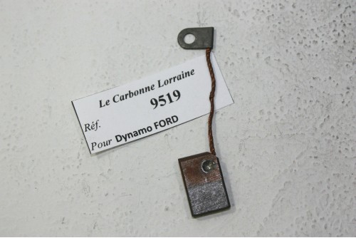 CHARBONS 9519 POUR DYNAMOS FORD...POUR FORD A AA AF