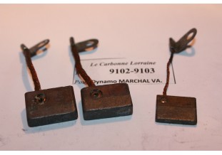 CHARBONS 9102/9103 POUR DYNAMOS MARCHAL-VAUCANSON...POUR TALBOT DELAHAYE MATHIS