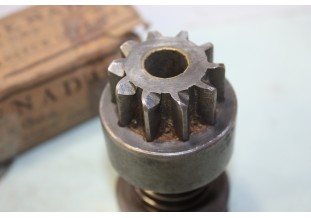 LANCEUR BENADA POUR DEMARREURS marques à voir...TRACTEURS CAMIONS ANCIENS voir descriptif