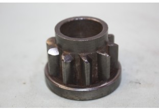 PIGNON BENDIX 105073 DE LANCEUR de DEMARREURS BENDIX et RENAULT...RENAULT MONAQUATRE YN2 YN4