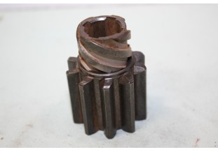 PIGNON LUCAS pour LANCEUR DE DEMARREUR...AUSTIN JAGUAR TRIUMPH MORRIS ROVER voir descriptif