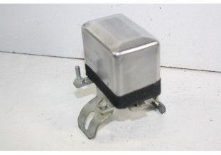 REGULATEUR 14v UHER 09.5809 70WP20 pour DYNAMOS...TRACTEURS ANCIENS voir descriptif