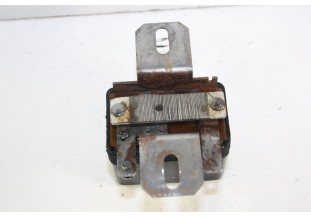 REGULATEUR 14v UHER 09.5702 70WP20 pour DYNAMOS...TRACTEURS ANCIENS voir descriptif