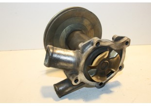 POMPE A EAU GRAF PA147...CITROEN PEUGEOT RENAULT TALBOT voir descriptif