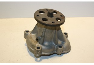 POMPE A EAU GRAF PA 434...NISSAN SUNNY PRAIRIE voir descriptif