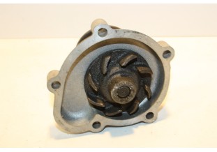 POMPE A EAU GRAF PA 434...NISSAN SUNNY PRAIRIE voir descriptif