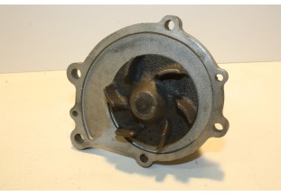 POMPE A EAU GRAF PA 202...NISSAN DATSUN BLUEBIRD LAUREL VIOLET voir descriptif