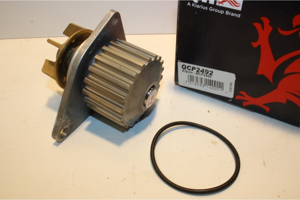 POMPE A EAU QUINTON HAZELL QCP2492.PEUGEOT 106 I / II 205 I / II 206 306 309 405