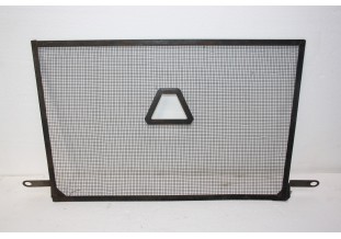 GRILLE DE PROTECTION DE RADIATEUR...CITROEN HY AMI 6/8 ??? voir descriptif